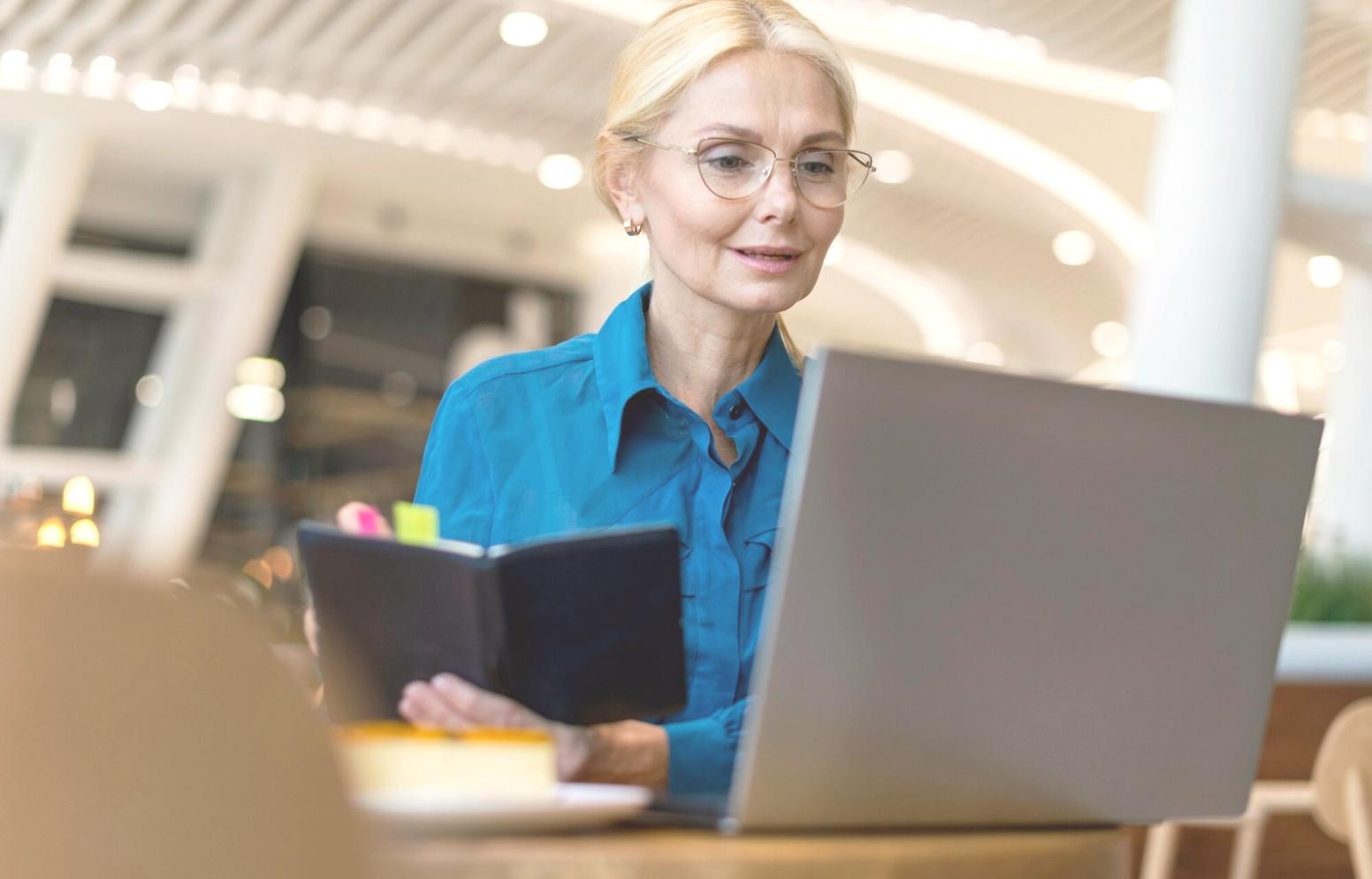 Teamarbeit bei kavorethuni Finanzberatung